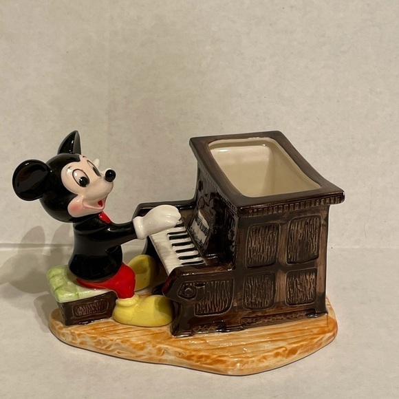 Disney-Vintage Japan Mickey Mouse Playing Piano Ceramic Planter - Picture 1 of 12